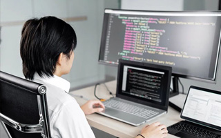 平顶山 api php源码,下载的php源码怎么运行呢？
